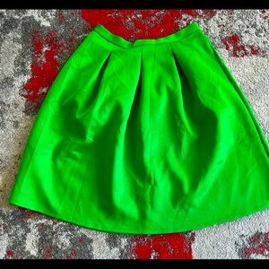 Cute Kelly Green Midi/circle skirt by Premise!